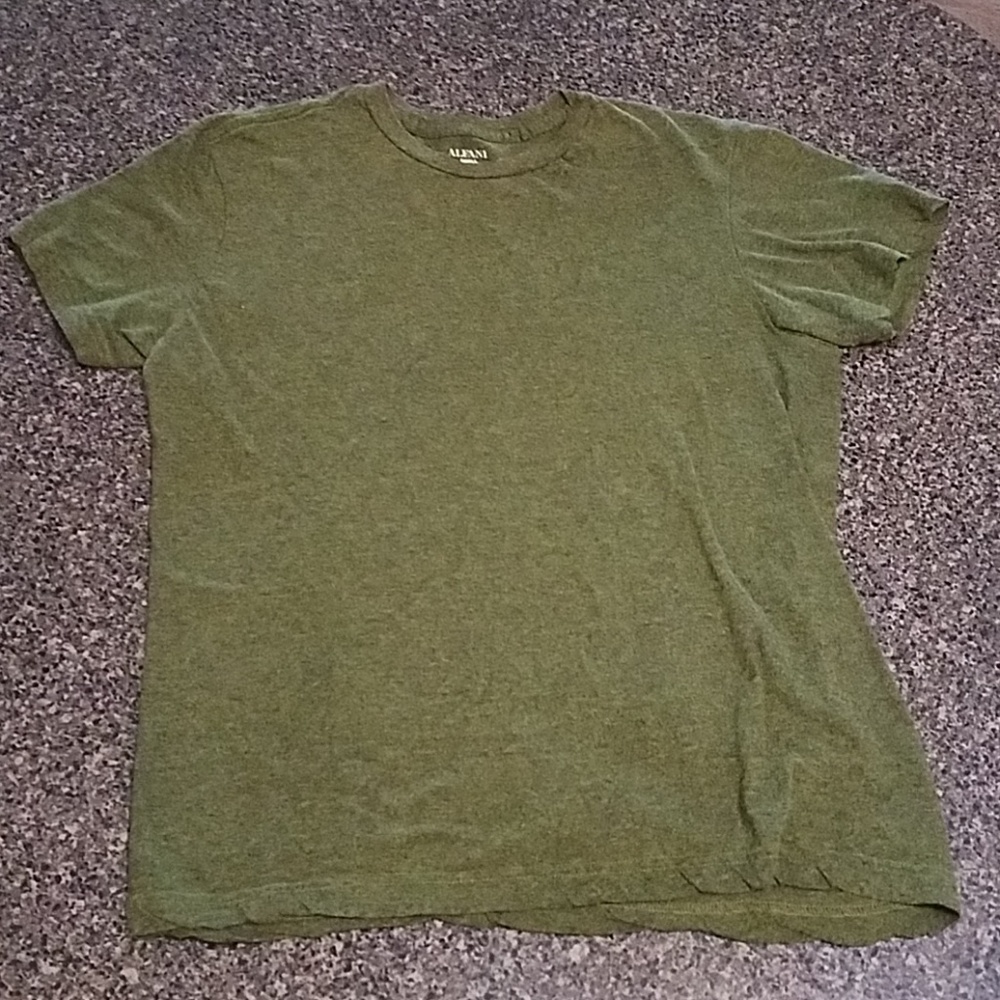 Alfani camo green tee